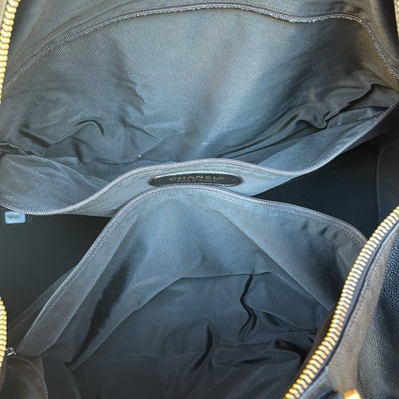 CHANEL CAVIAR BOSTON BAG - Picture 8 of 9